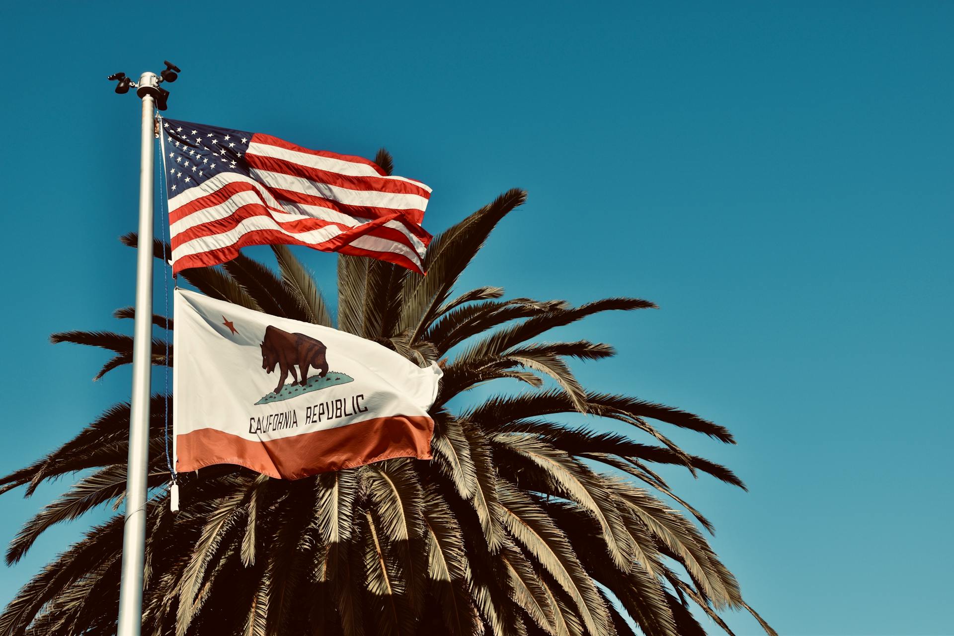 Easy Guide to Funeral Homes in California - Pulvis Art Urns Blog