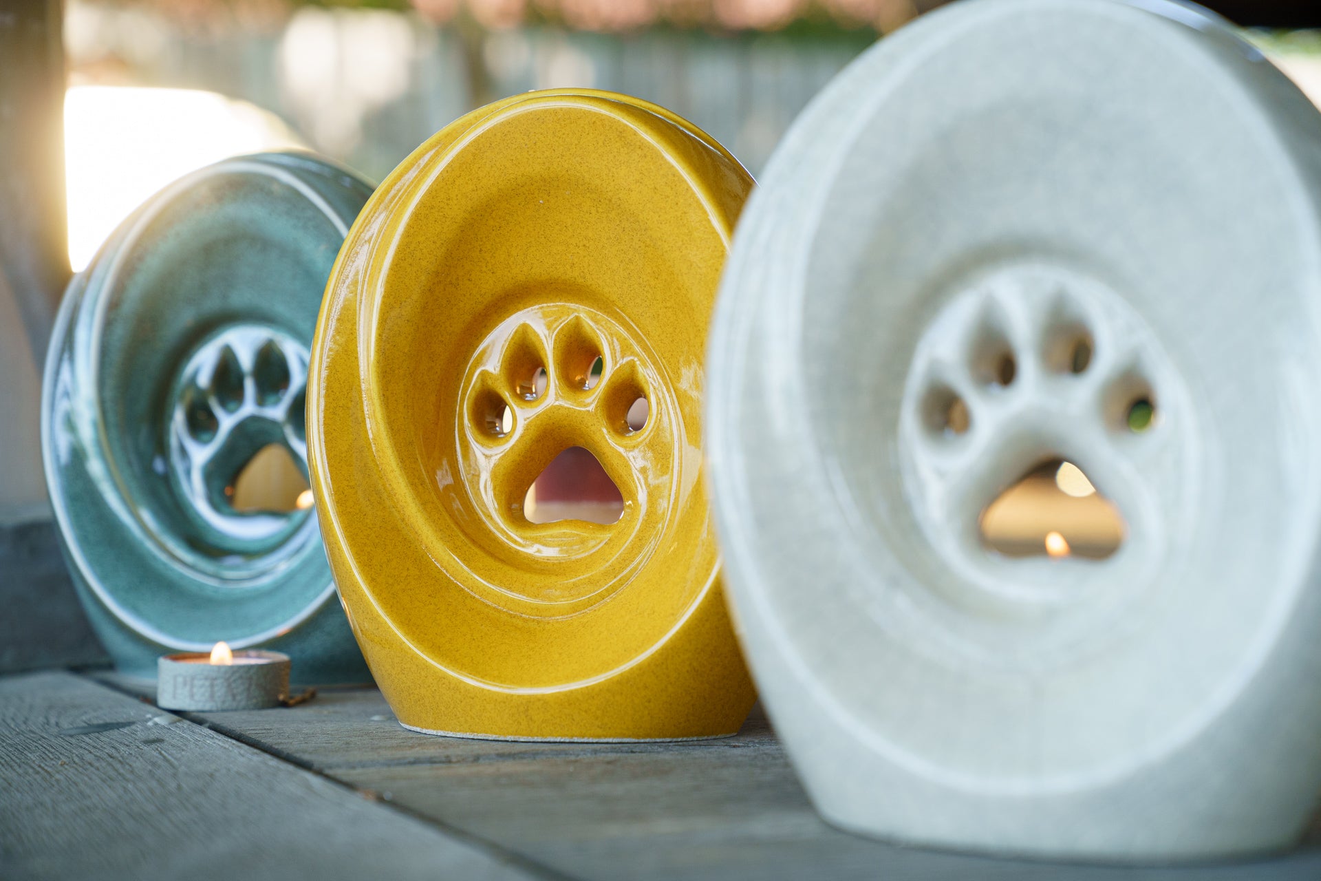 Paw Pet Urn for Ashes - PRODUCT REVIEW 2024