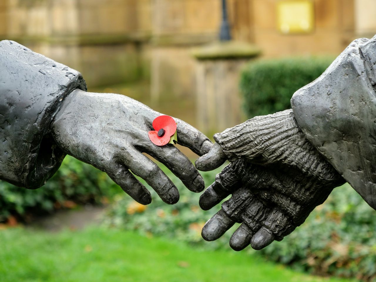 How Families Create New Traditions After Loss: The Evolution of Remembrance Rituals