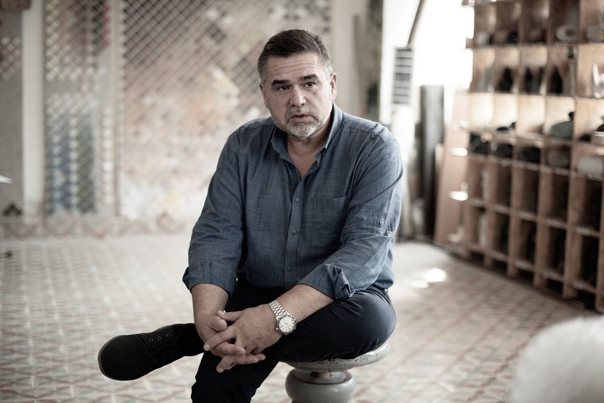 Load video: Pulvis Art Urns - Technology