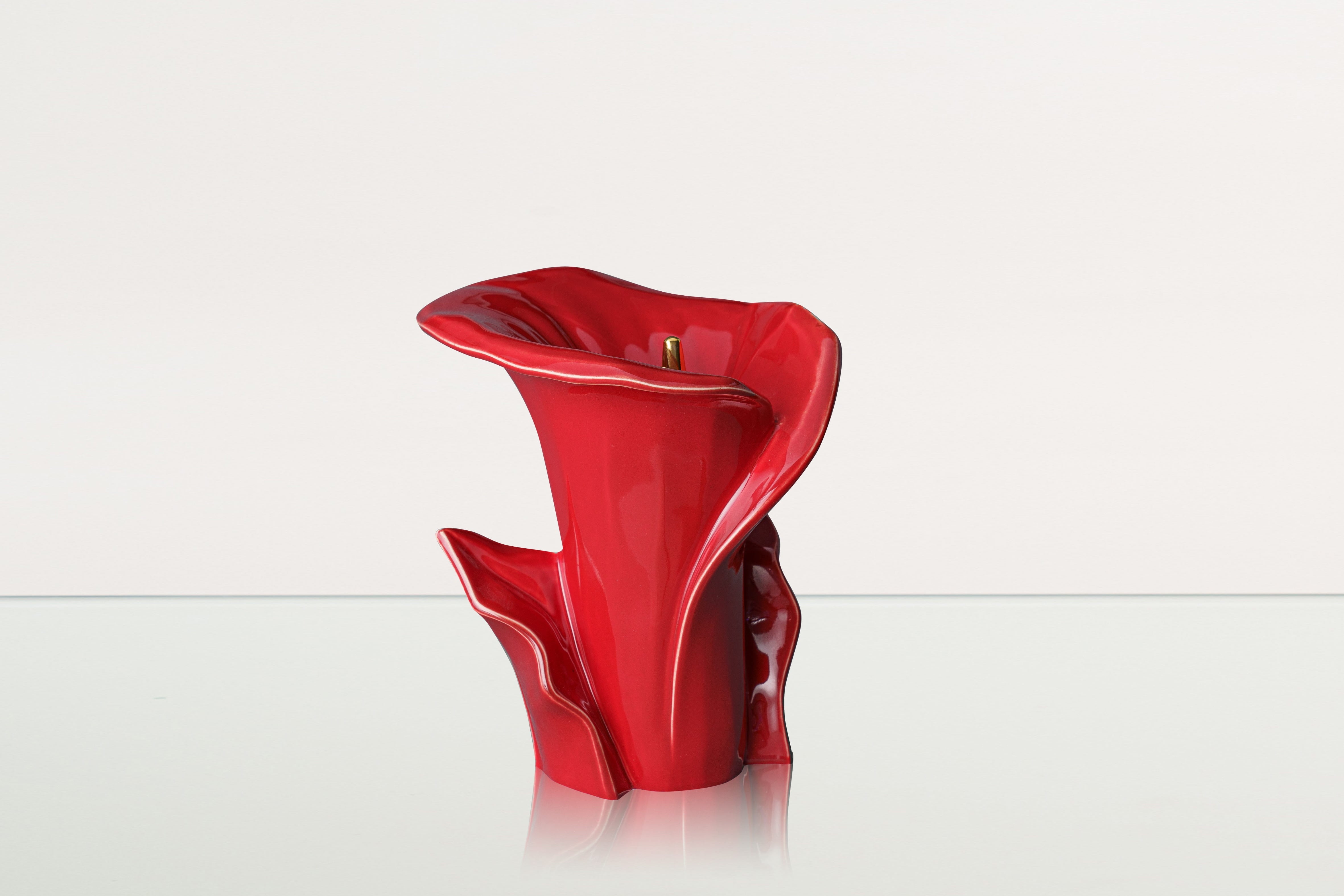 Calla Flower Memorial Urn for Ashes - Medium Urn | Red - Pulvis Art Urns