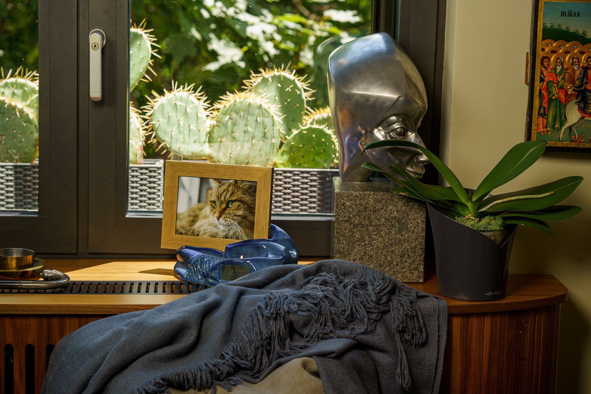 Cremation Urn "Cozy" - Blue Melange | Ceramic Picture Frame Urn - Pulvis Art Urns