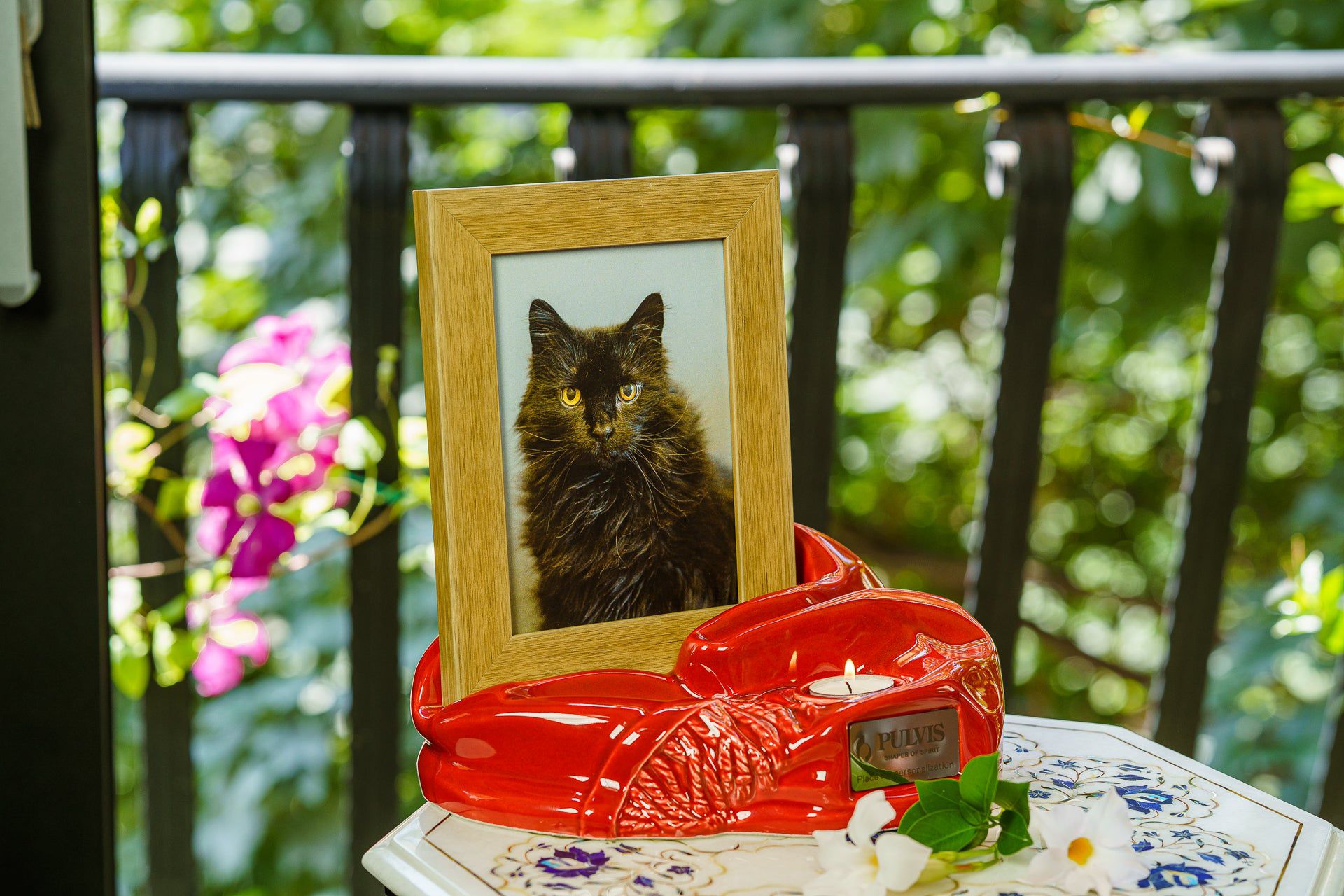 Cremation Urn "Cozy" - Glossy Red | Ceramic Picture Frame Urn - Pulvis Art Urns