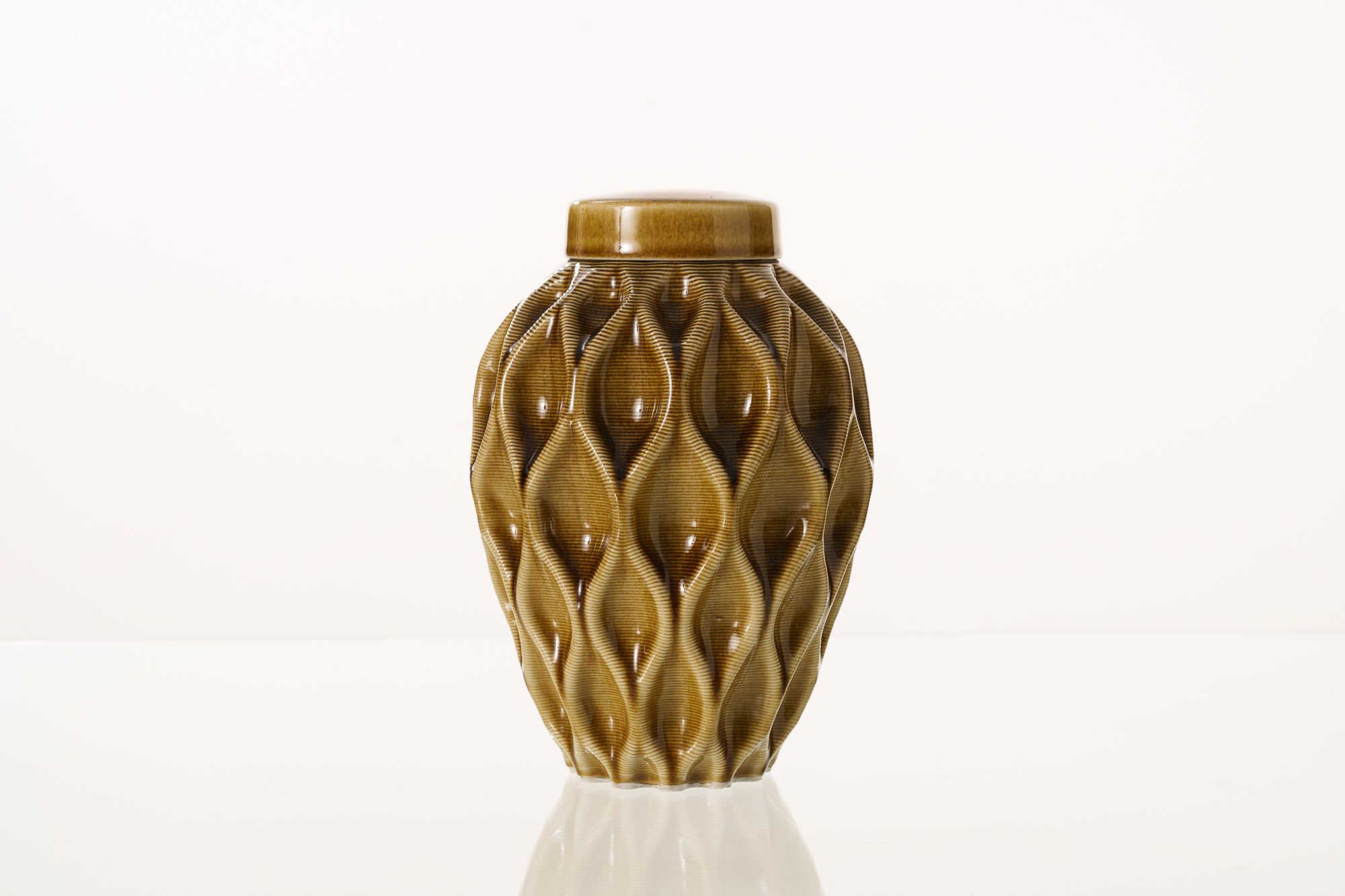 Cremation Urn "Echo" - 3D Printed Ceramic Urn | Dark Sand | Large - Pulvis Art Urns