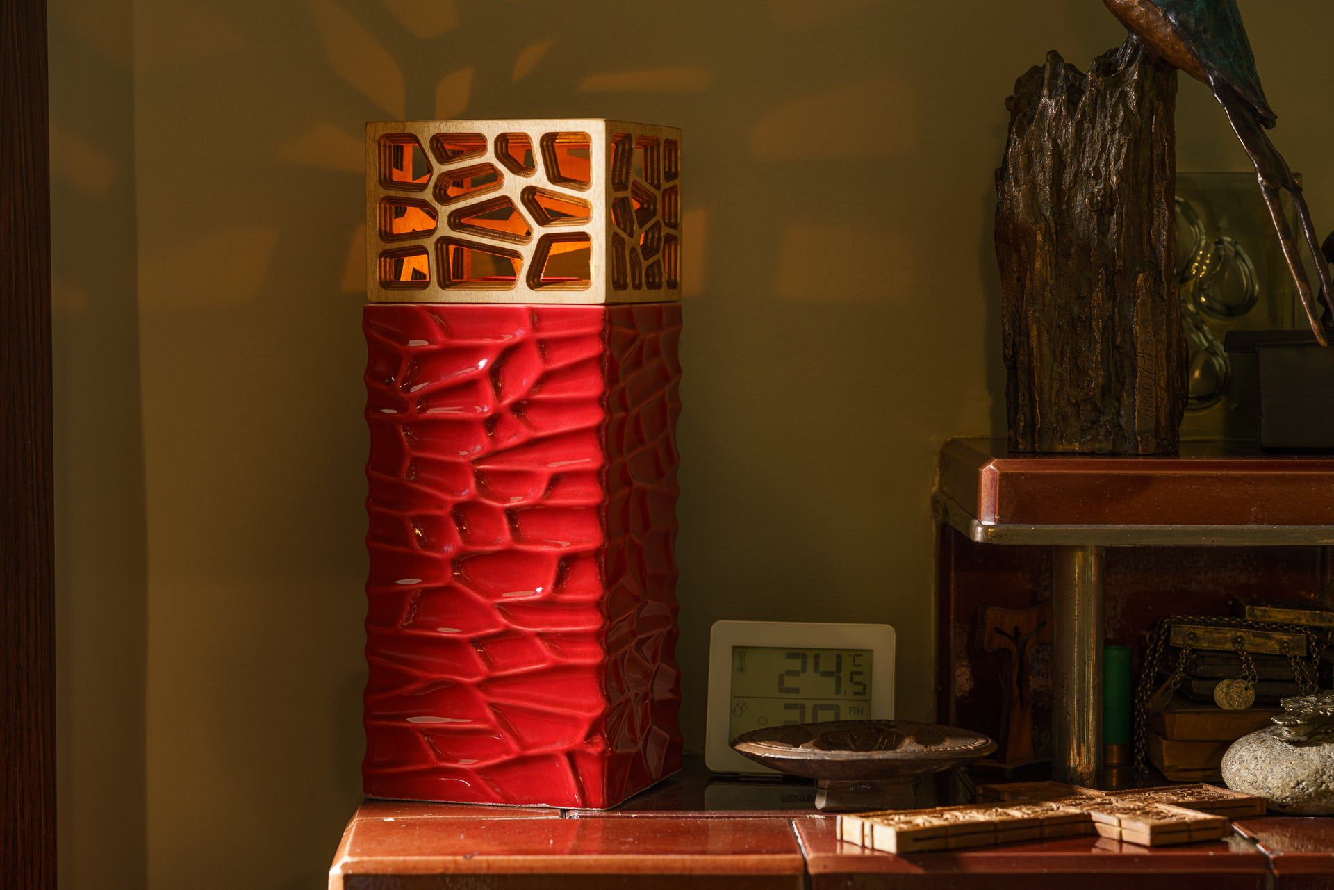 "Everlasting Flame" Cremation Urn for Ashes - Red | Ceramic Urn - Pulvis Art Urns