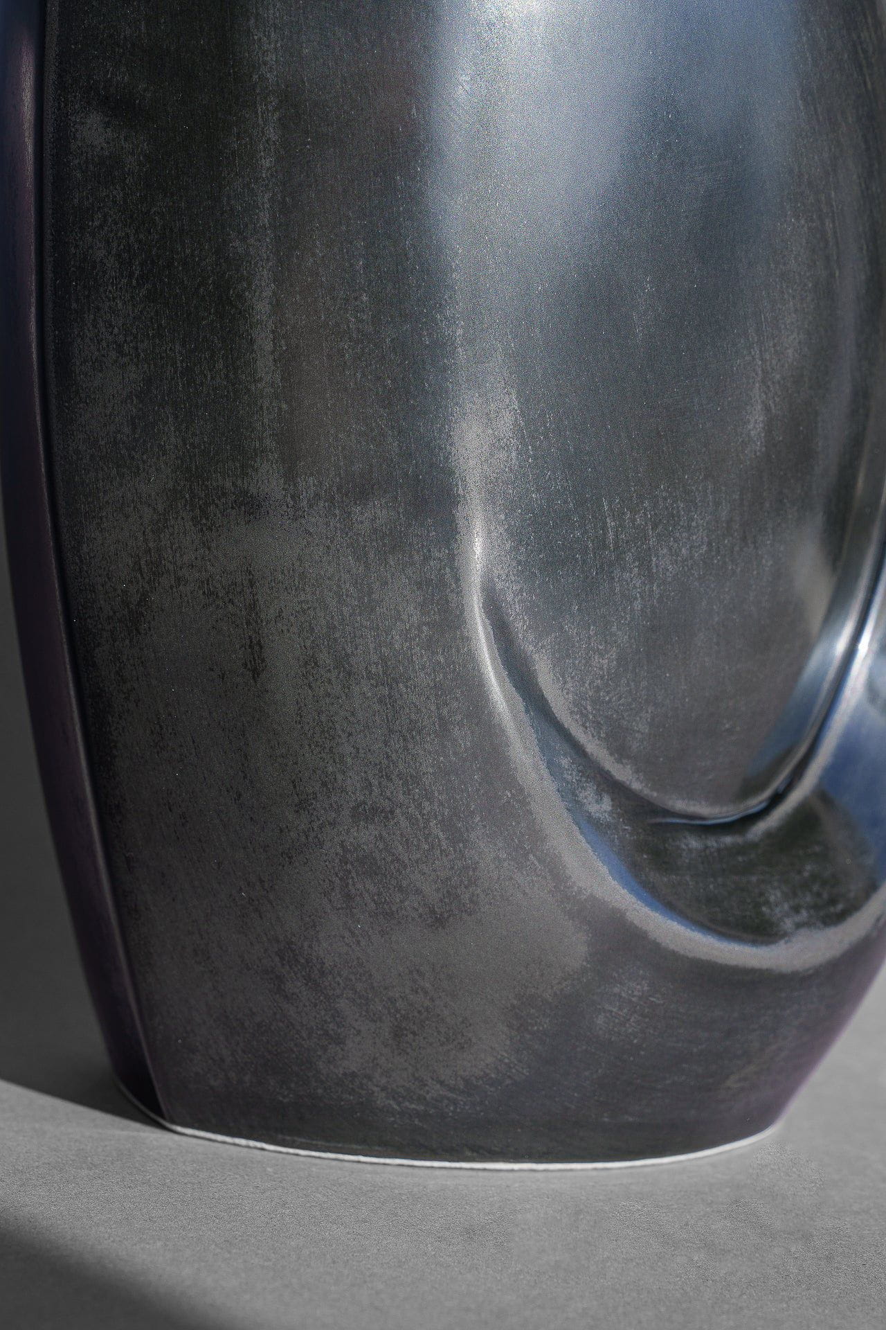 Eternity Handmade Cremation Urn for Ashes - Large | Dark Matte | Ceramic Urn - Pulvis Art Urns