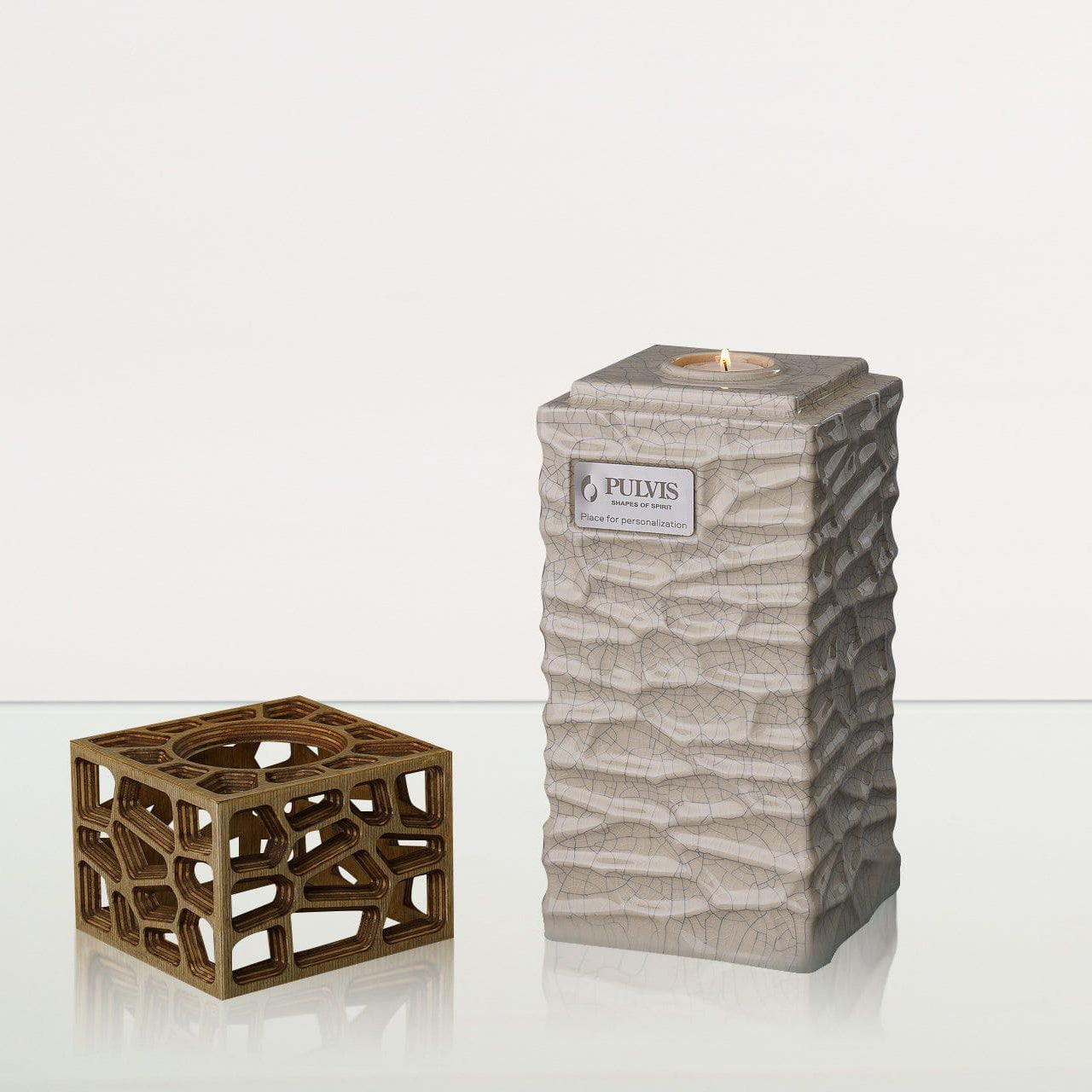 "Everlasting Flame" Cremation Urn for Ashes - Craquelure | Ceramic Urn - Pulvis Art Urns