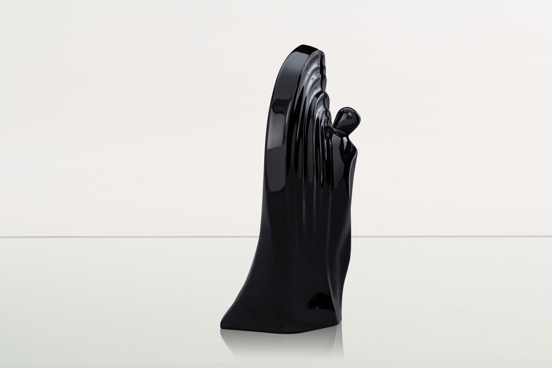 Guardian Handmade Cremation Urn for Ashes - Large | Lamp Black | Ceramic Urn - Pulvis Art Urns