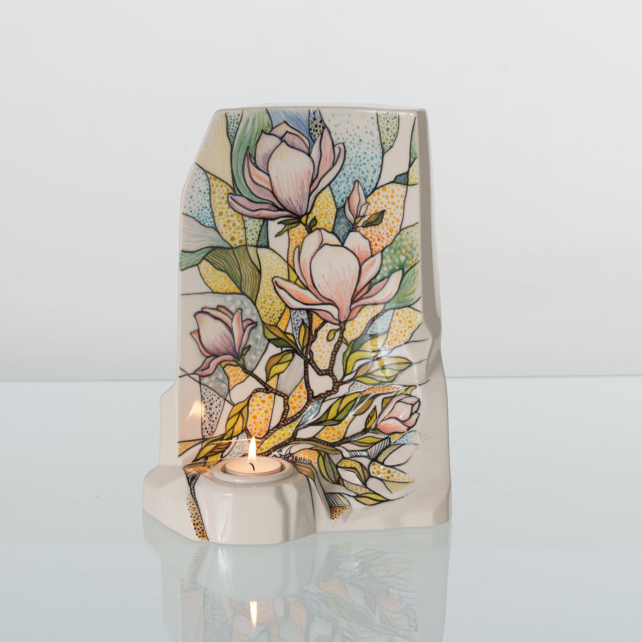 Pulvis Art Urns Adult Size Urn Hand Decorated Urn for Ashes "Magnolia" - Large | Ceramic