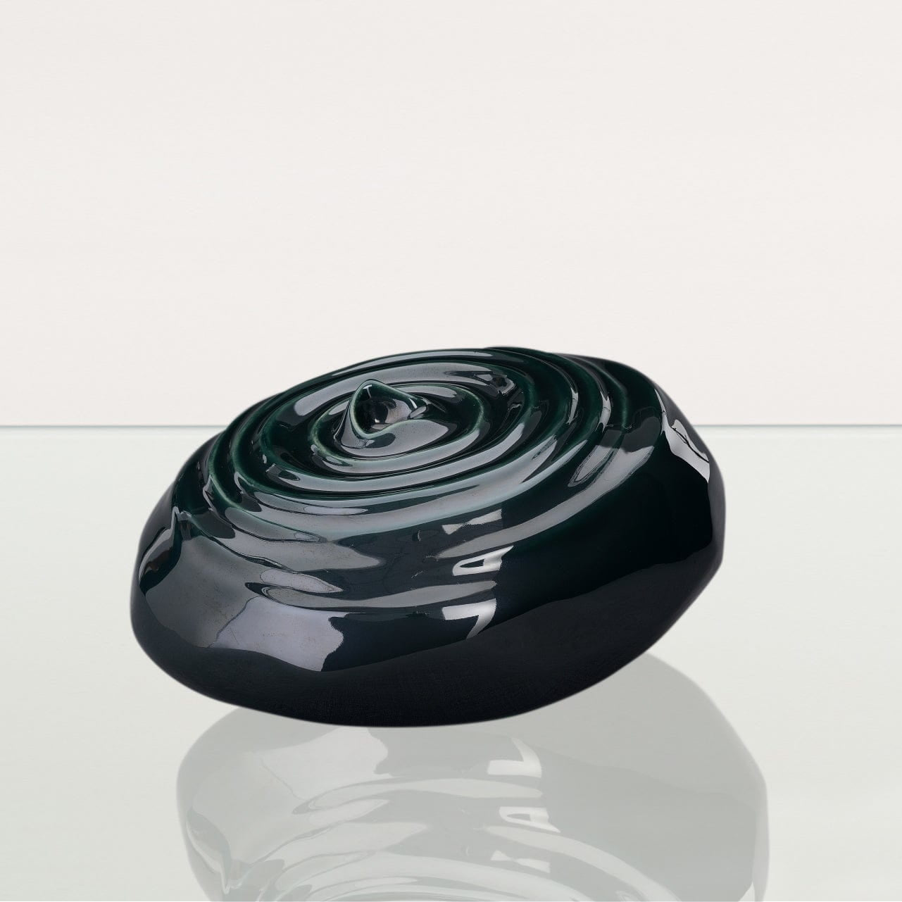 Handmade Cremation Urn for Ashes "Resonance" - Large | Oxide Green | Ceramic - Pulvis Art Urns