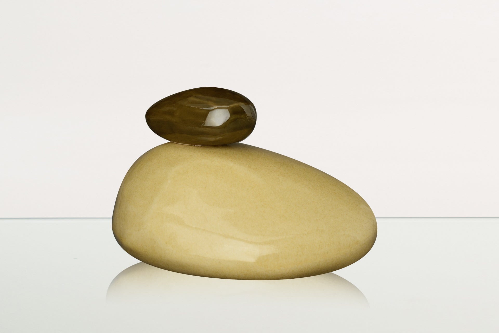 Handmade Cremation Urn for Ashes "Stone" - Large Urn | Light Sand | Ceramic - Pulvis Art Urns