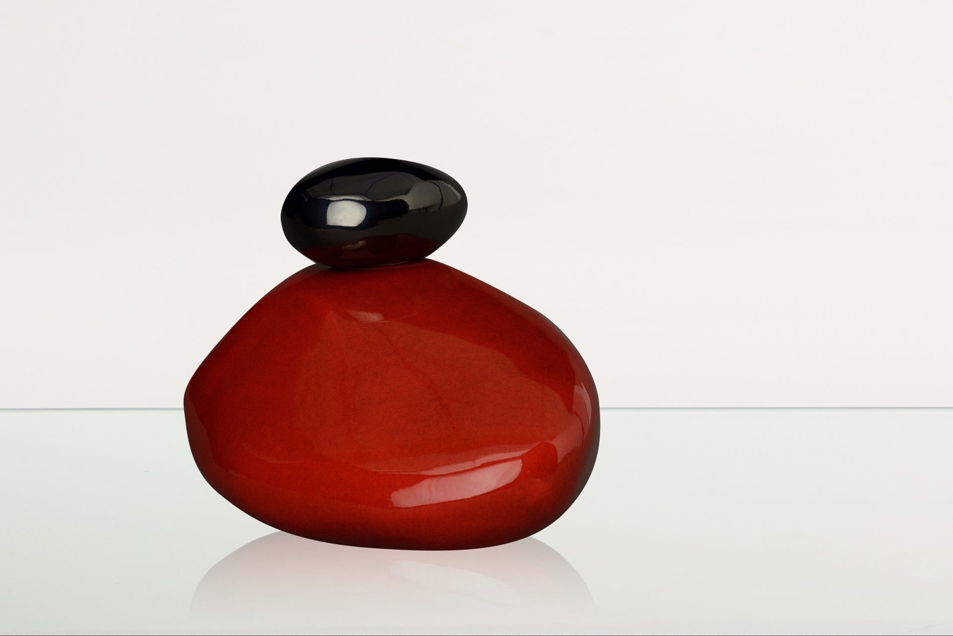 Handmade Cremation Urn for Ashes "Stone" - Large Urn | Red | Ceramic - Pulvis Art Urns