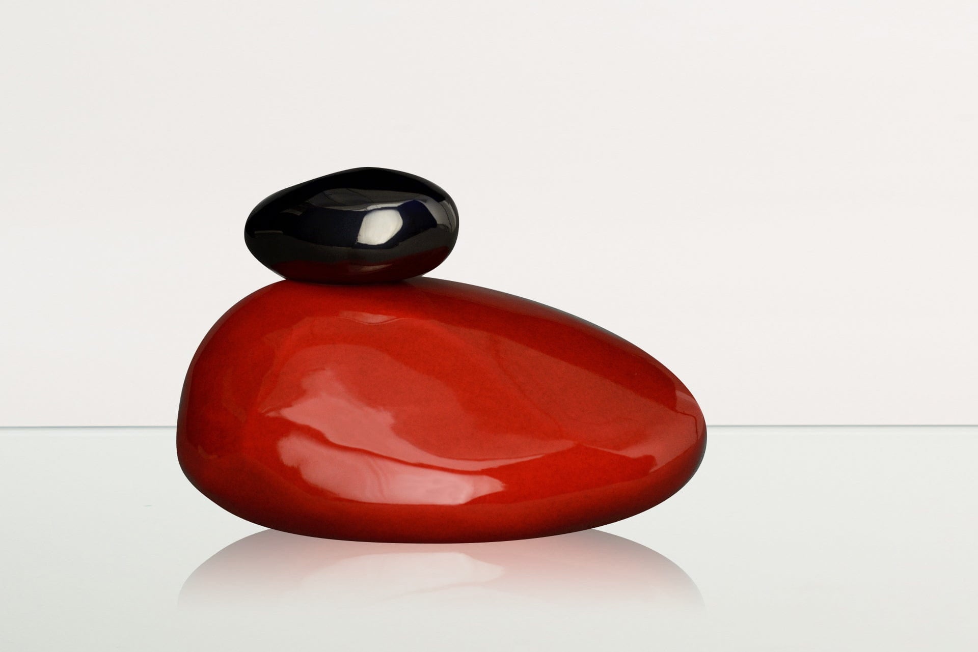 Handmade Cremation Urn for Ashes "Stone" - Large Urn | Red | Ceramic - Pulvis Art Urns