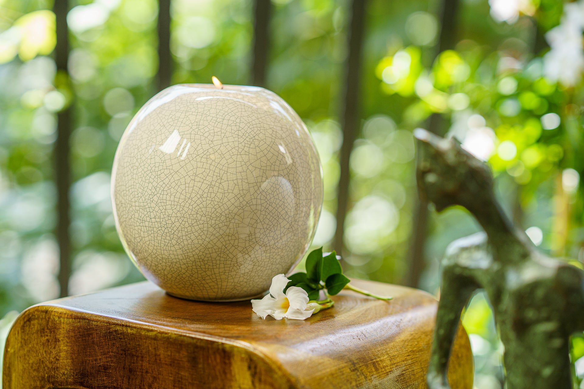 Handmade Cremation Urn "Harmony" - Large | Craquelure | Ceramic Urn - Pulvis Art Urns