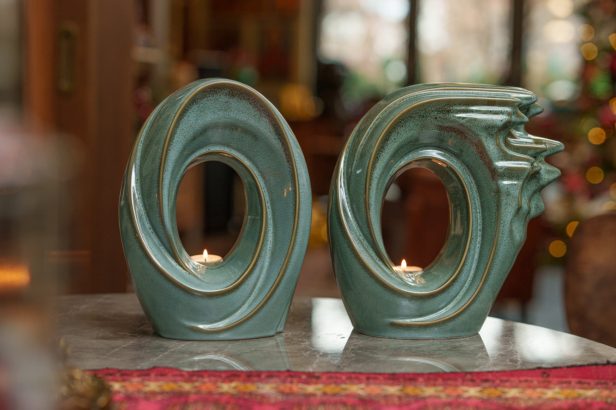 Pulvis Art Urns Adult Size Urn Handmade Cremation Urn "Zephyr" - Adult Ceramic Urn | Oily Green Melange