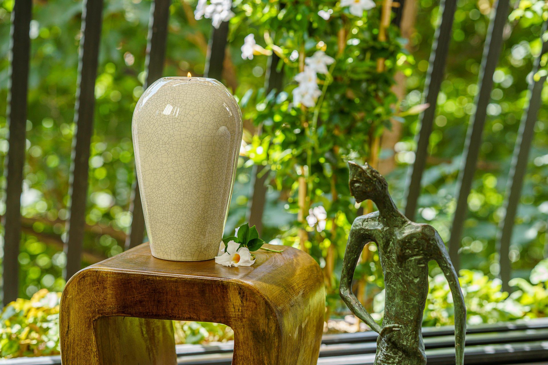 Memorial Cremation Urn "Serenity" - Large | Craquelure | Ceramic Urn - Pulvis Art Urns