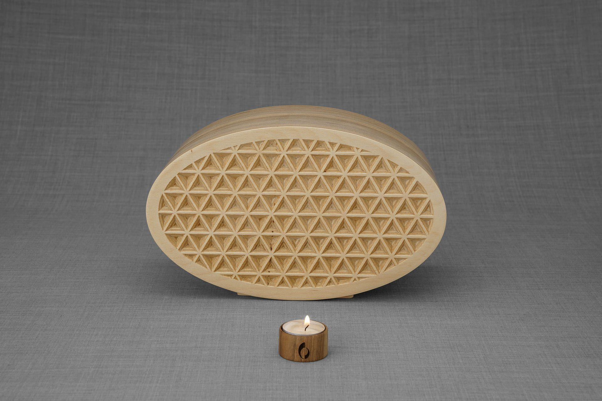 Wooden Cremation Urn "Remembrance" - Handmade - Uroko Pattern - Pulvis Art Urns