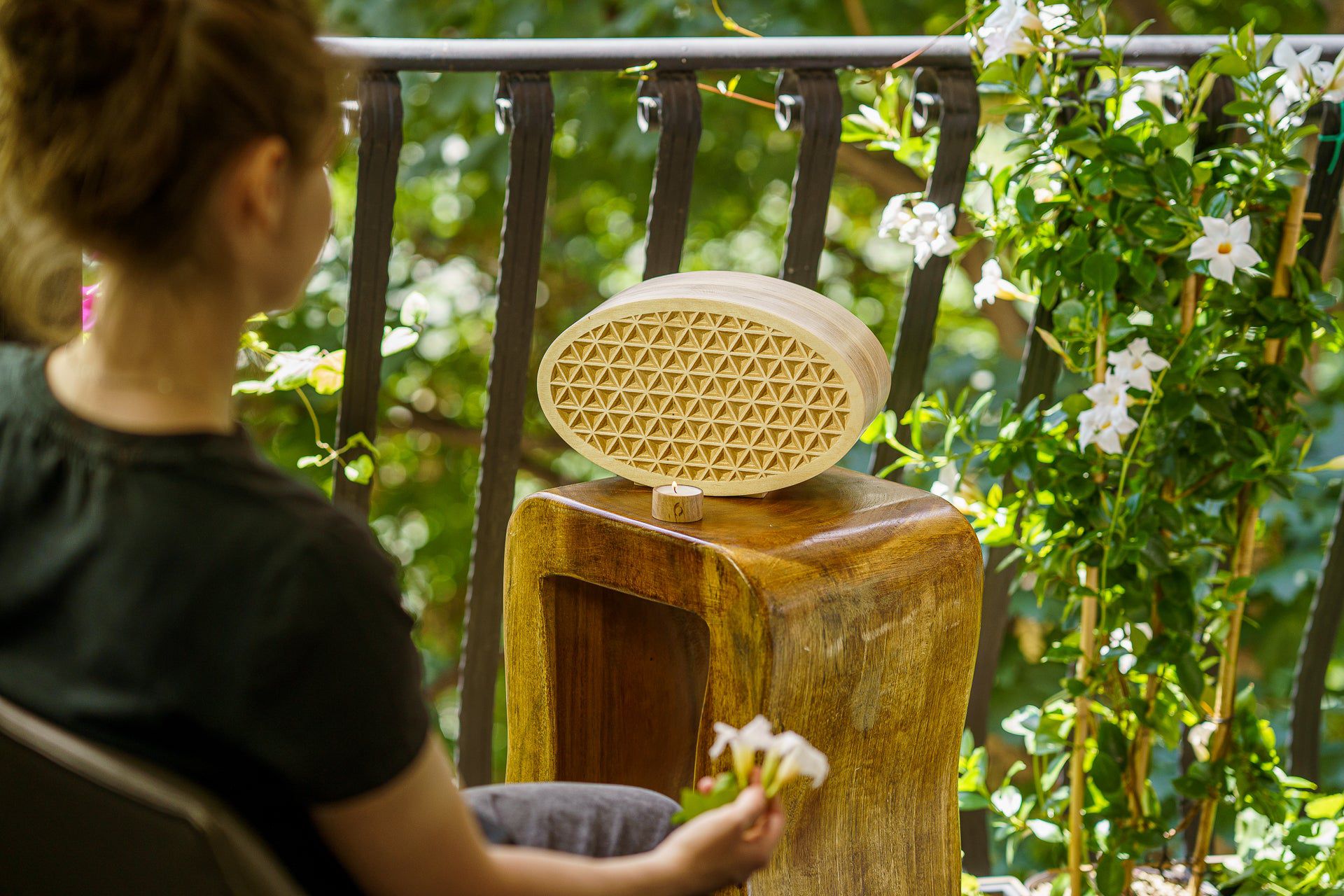 Wooden Cremation Urn "Remembrance" - Handmade - Uroko Pattern - Pulvis Art Urns