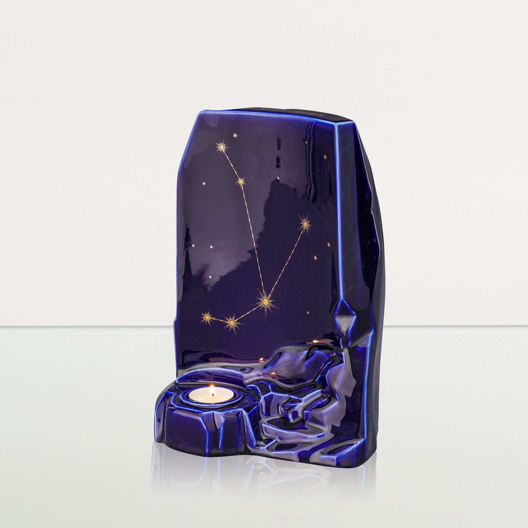 Zodiac Urn for Ashes "Aries" - Large | Star Sign Urn - Pulvis Art Urns