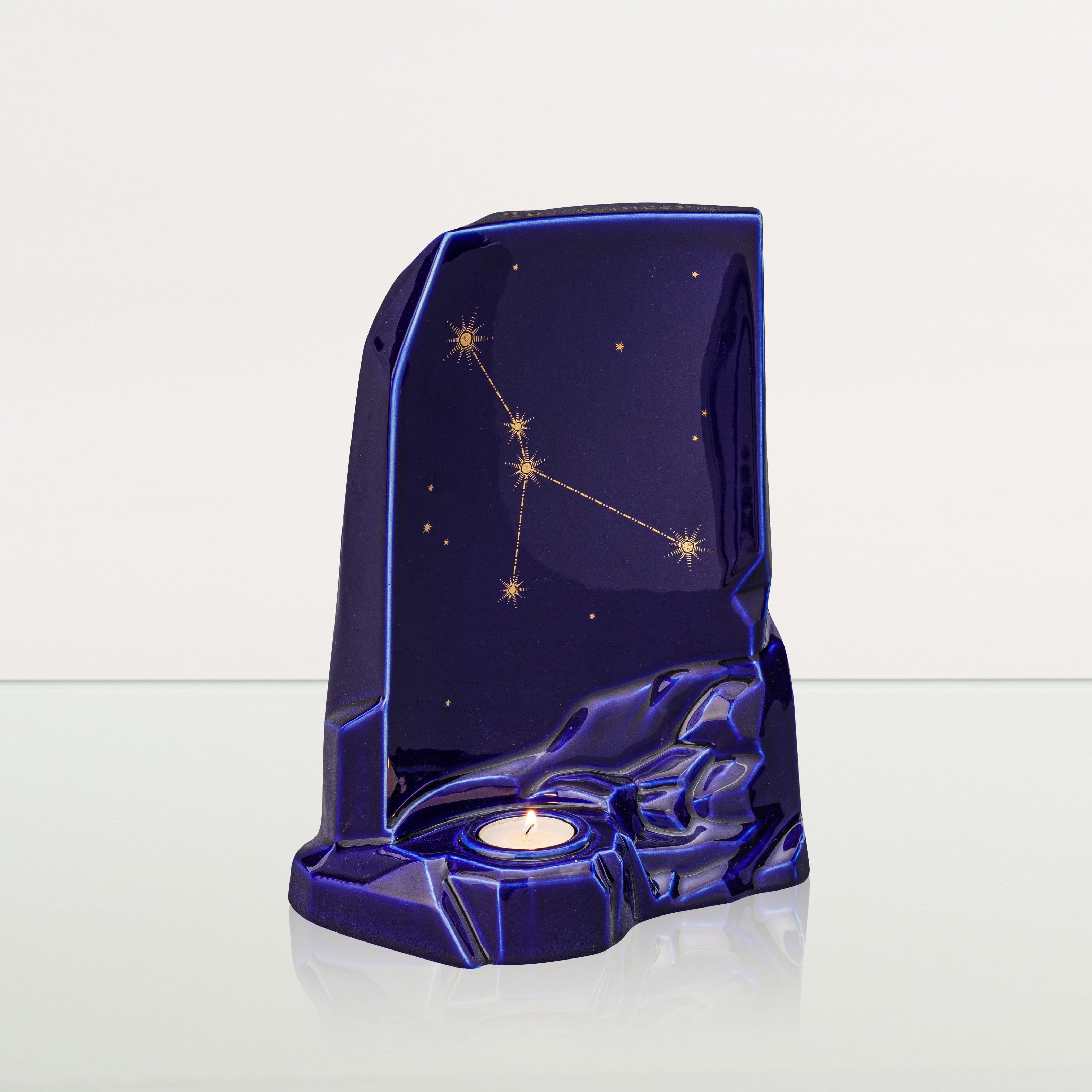 Zodiac Urn for Ashes "Cancer" - Large | Star Sign Urn - Pulvis Art Urns