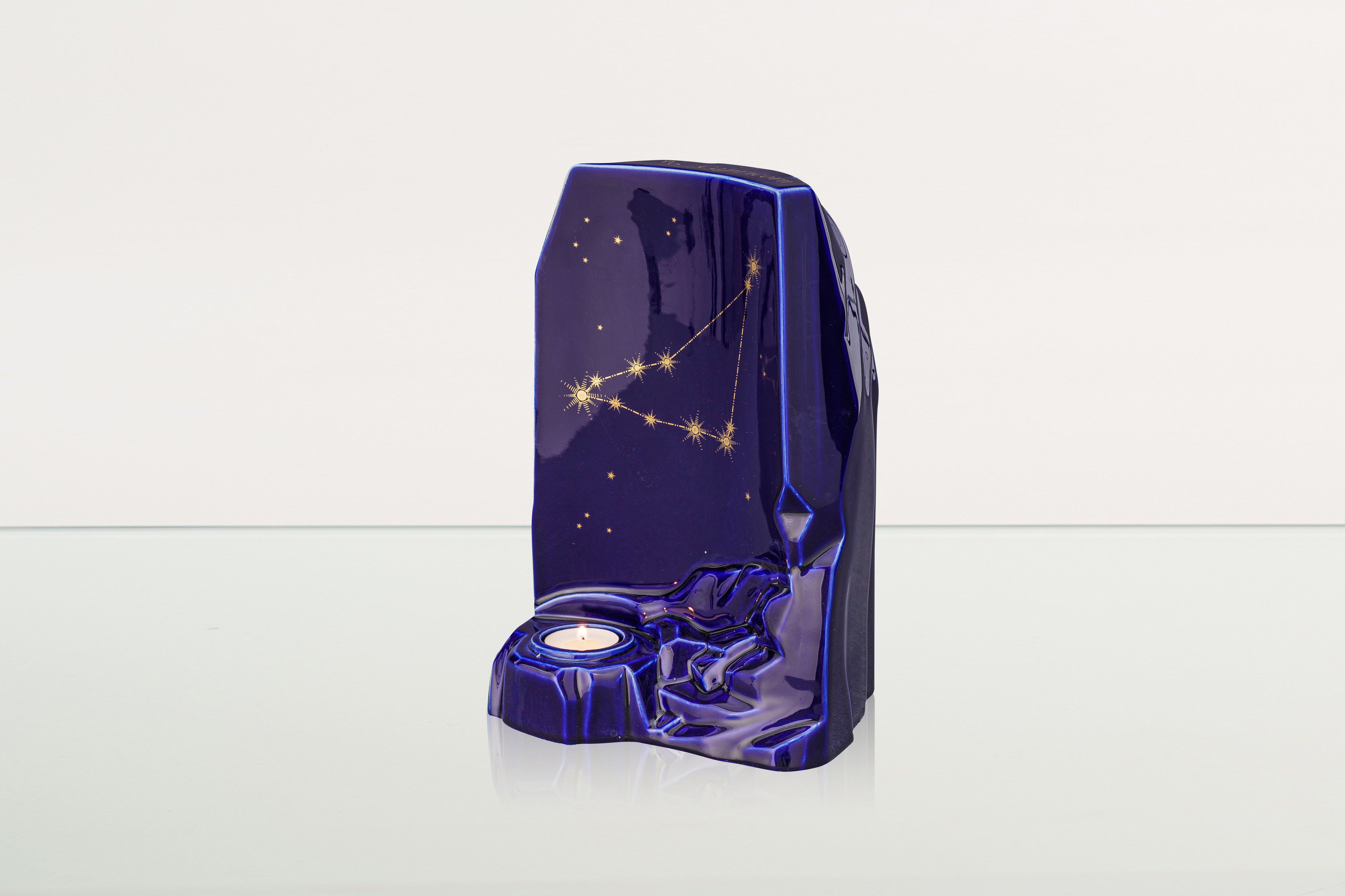 Zodiac Urn for Ashes "Capricorn" - Large | Star Sign Urn - Pulvis Art Urns