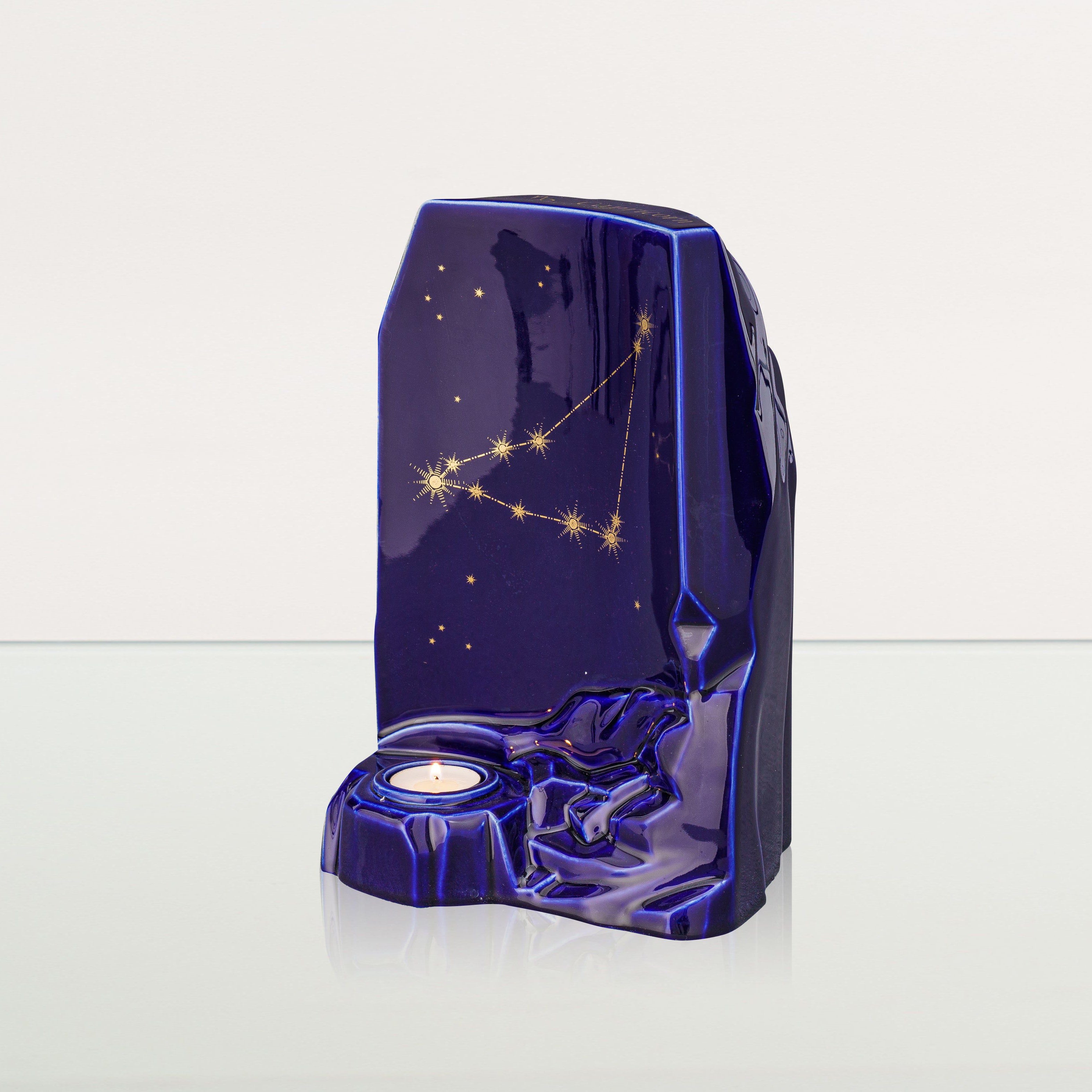 Zodiac Urn for Ashes "Capricorn" - Large | Star Sign Urn - Pulvis Art Urns