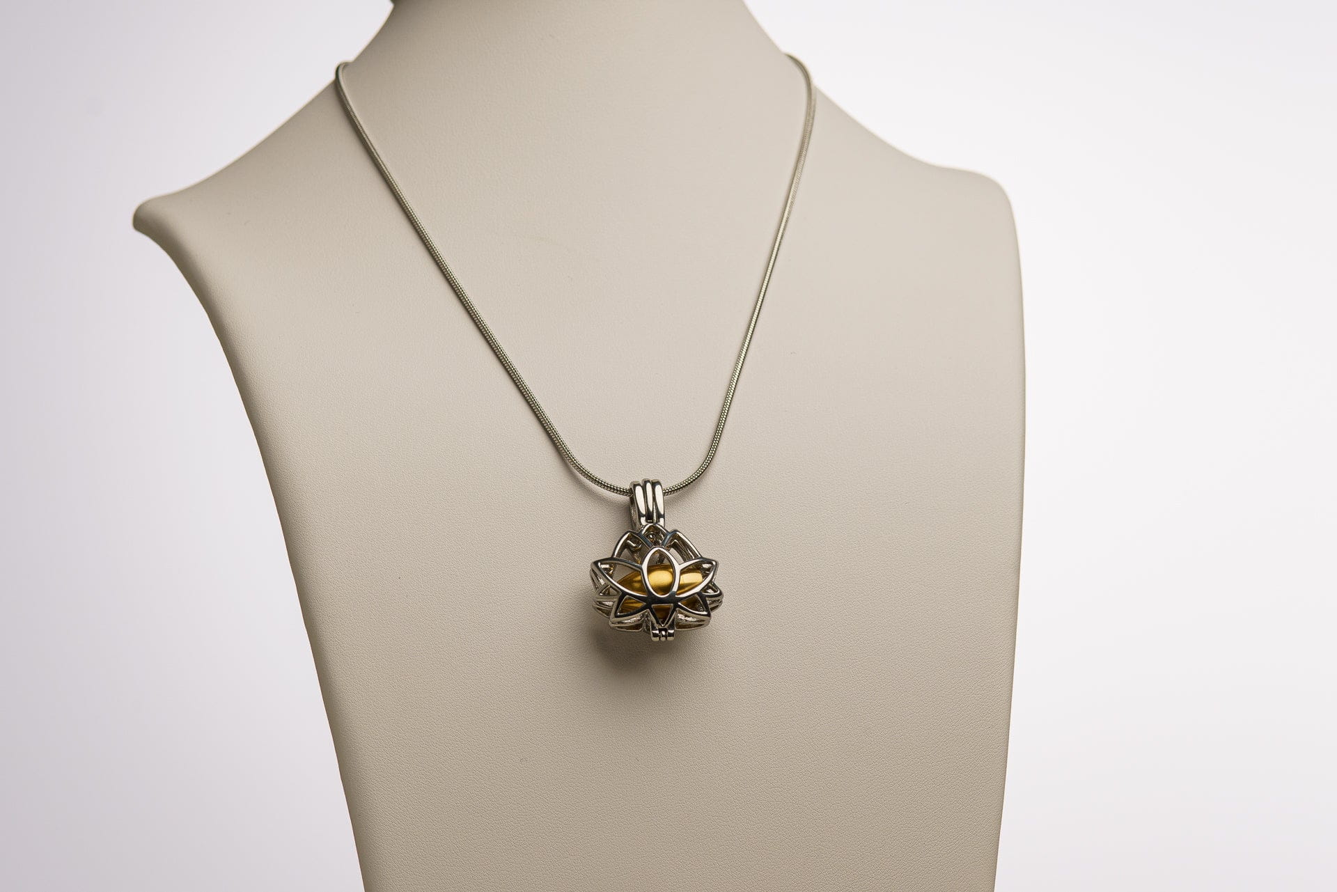 Cremation Necklace – Bloom | Stainless Steel | Memorial Jewelry - Pulvis Art Urns