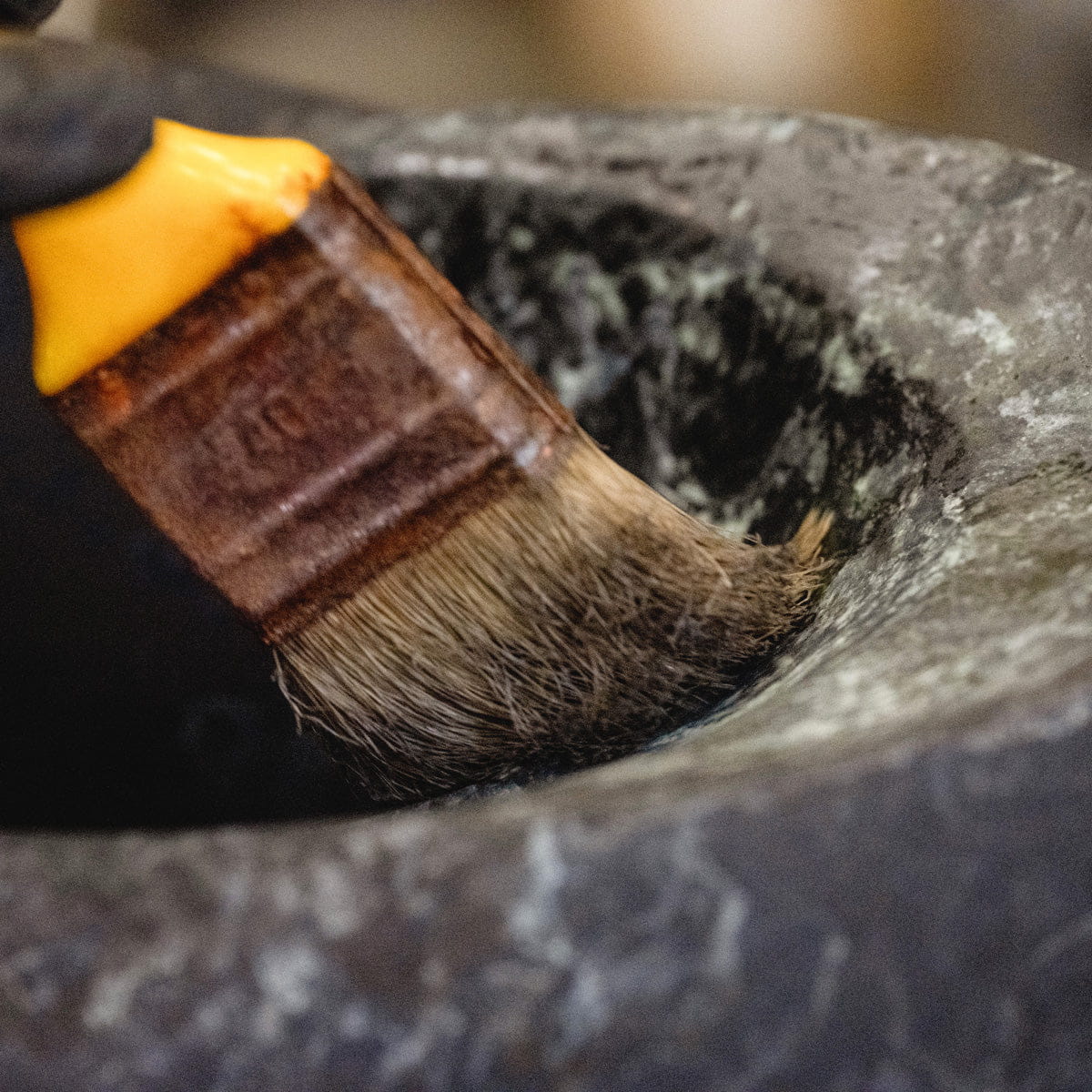 Load video: CAst Bronze Urns by Pulvis Art Urns