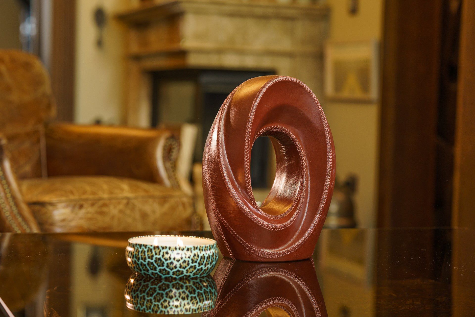 Handmade Cremation Urn for Ashes "The Passage" - Genuine Leather - Pulvis Art Urns