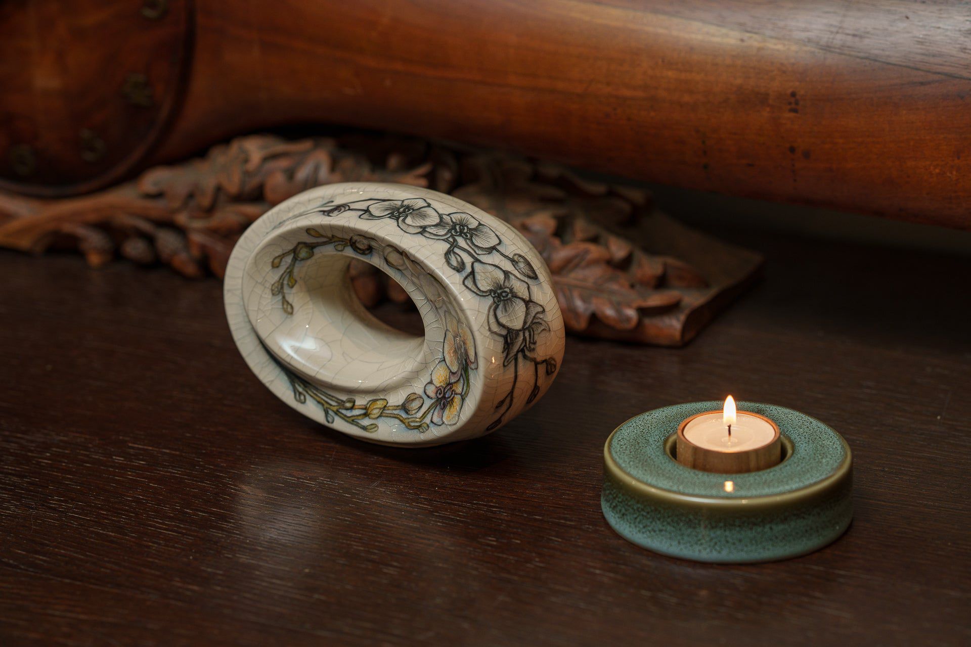 Handmade Decorated Keepsake "The Passage - Orchids" | Ceramic - Pulvis Art Urns