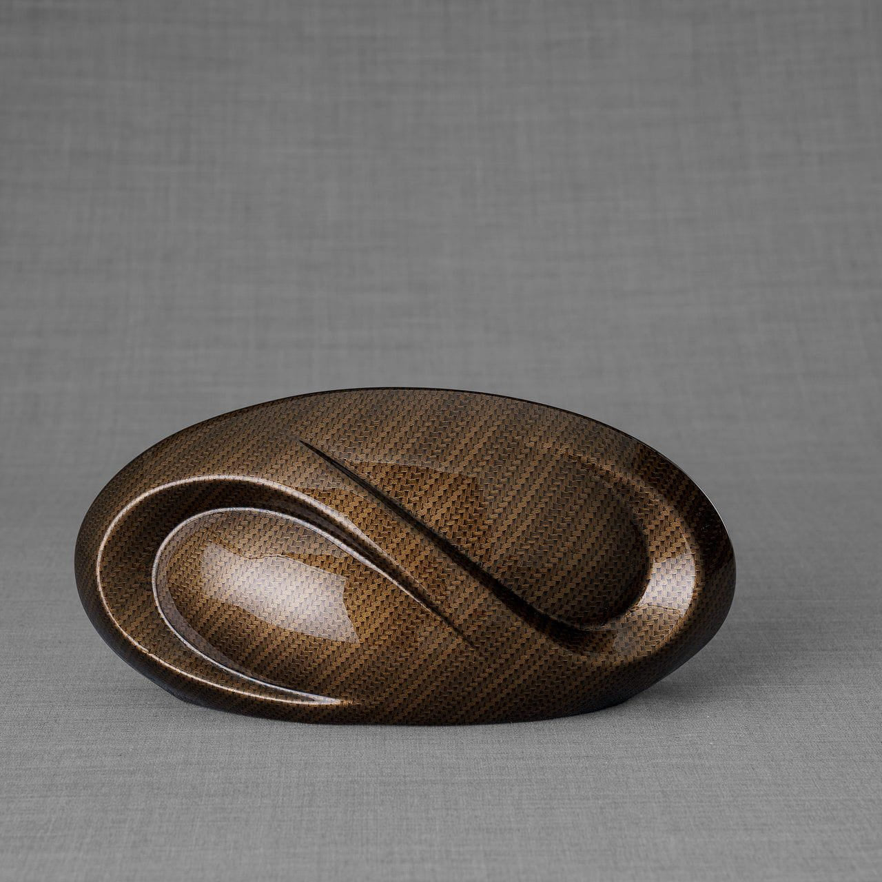 HydroGraphics Urn "Eternity - Carbon" - Keepsake | Ceramic | Hydro Dipping - Pulvis Art Urns