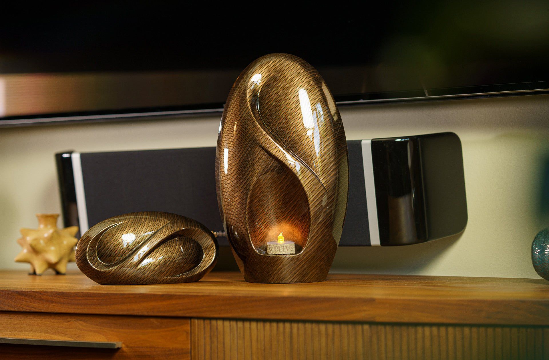 HydroGraphics Urn "Eternity - Carbon" - Keepsake | Ceramic | Hydro Dipping - Pulvis Art Urns