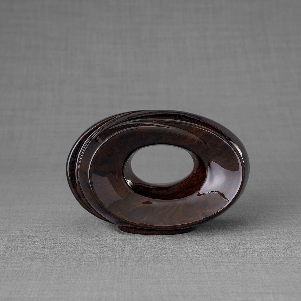 HydroGraphics Urn "The Passage - Mahagony" - Keepsake | Ceramic | Hydro Dipping - Pulvis Art Urns