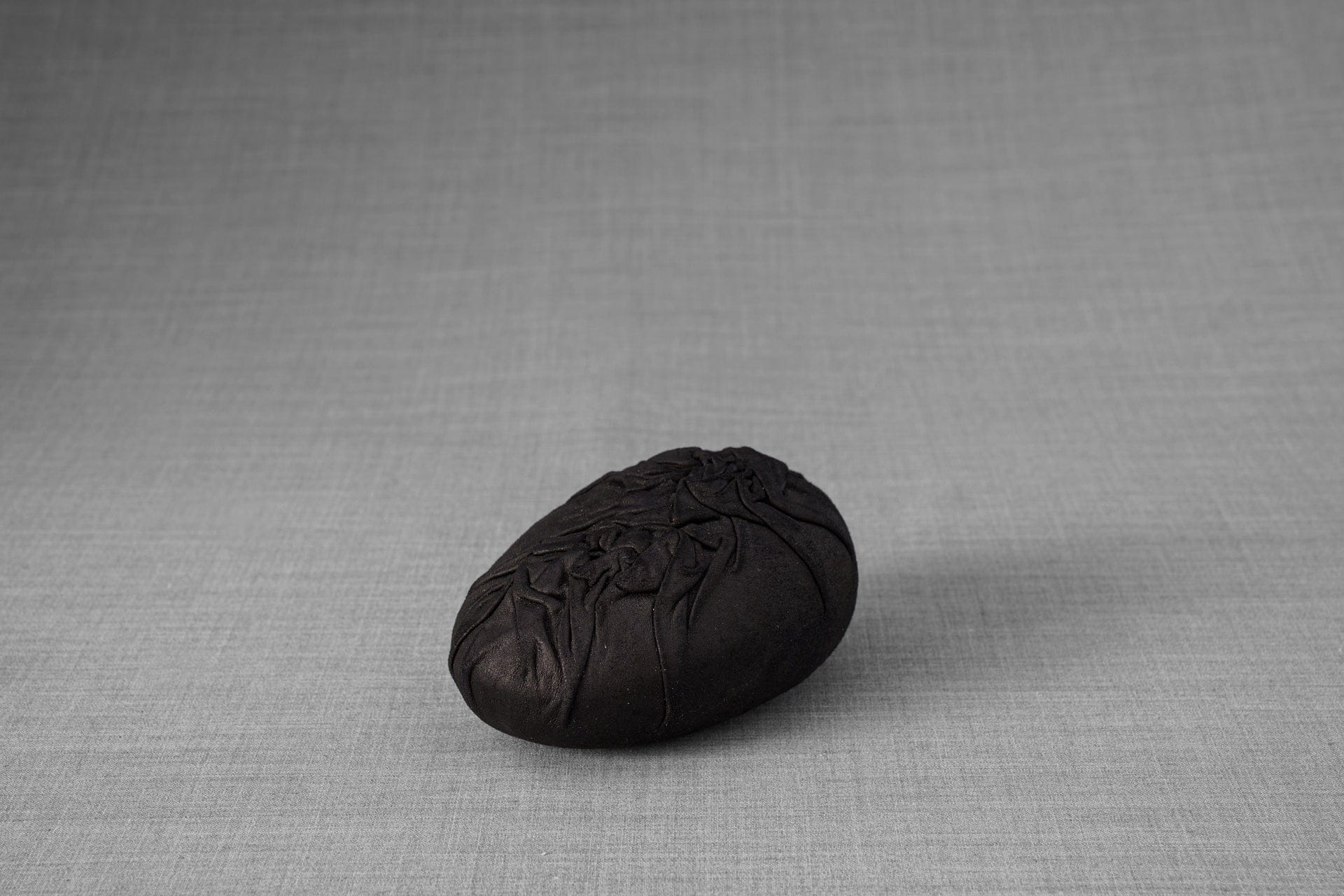 Leather Cremation Keepsake "Stone" - Exclusive Edition - Pulvis Art Urns