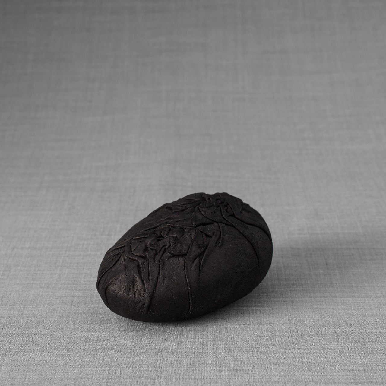 Leather Cremation Keepsake "Stone" - Exclusive Edition - Pulvis Art Urns