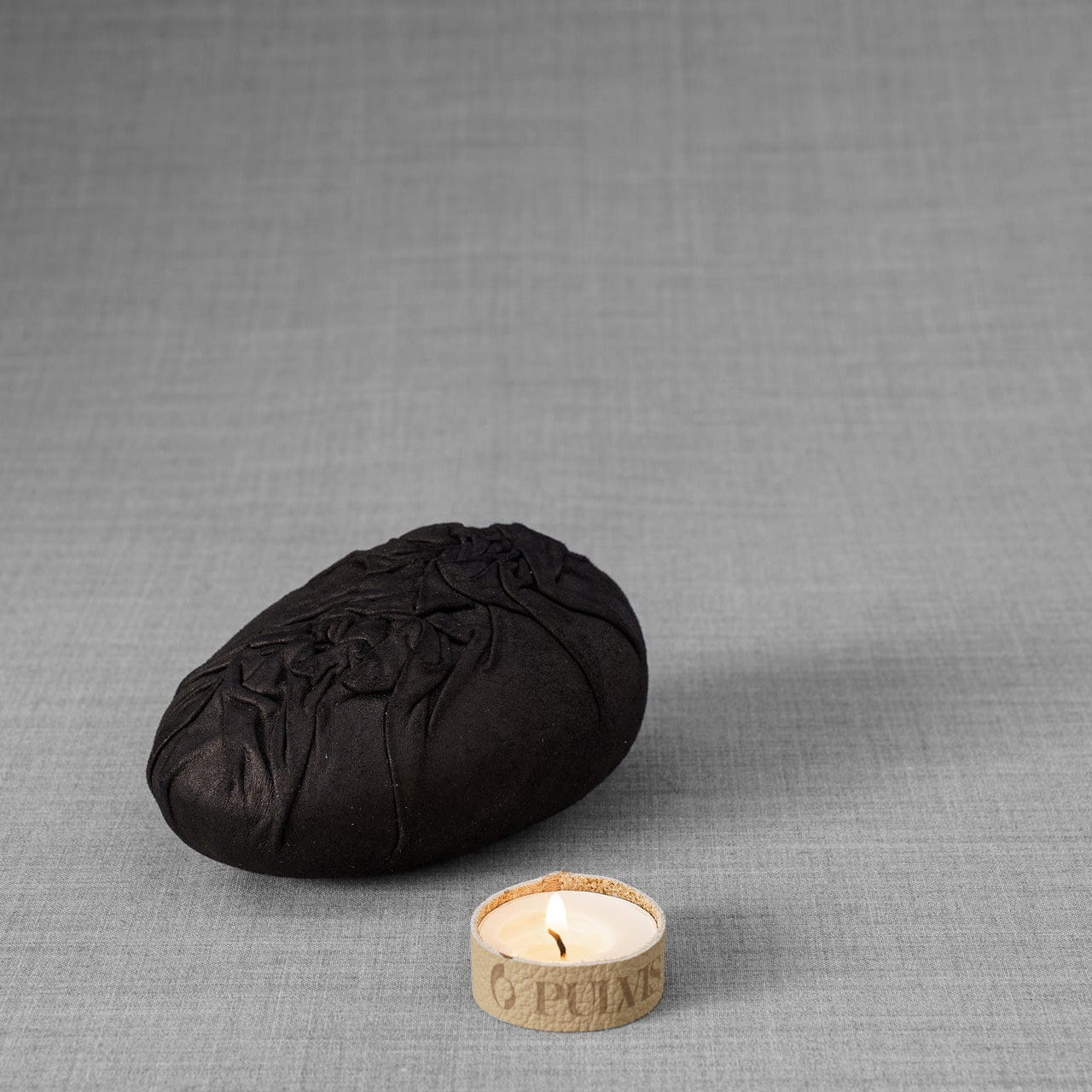 Leather Cremation Keepsake "Stone" - Exclusive Edition - Pulvis Art Urns