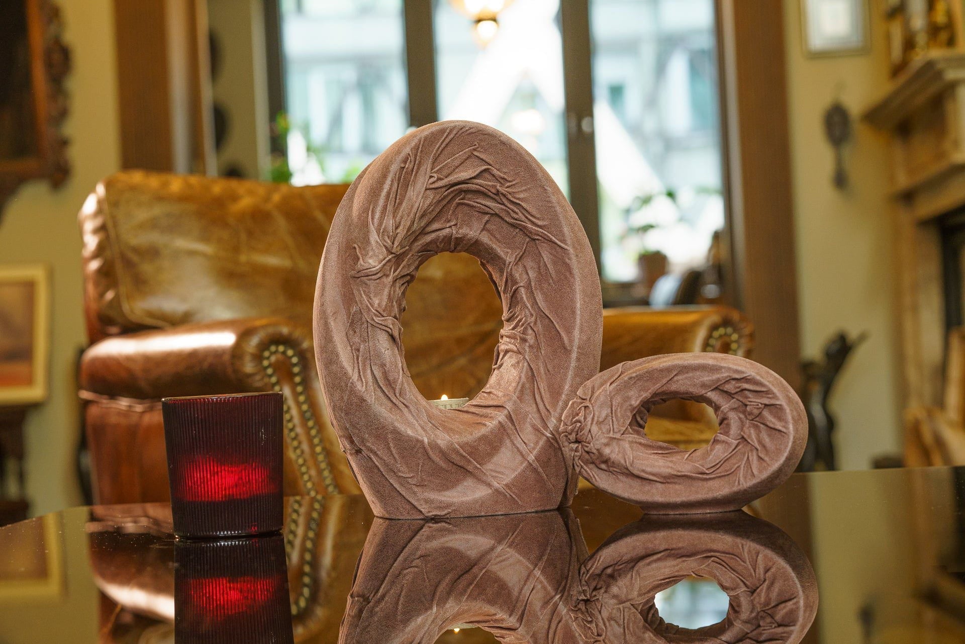 Nappa Leather Cremation Urn "The Passage" - Exclusive Edition - Pulvis Art Urns