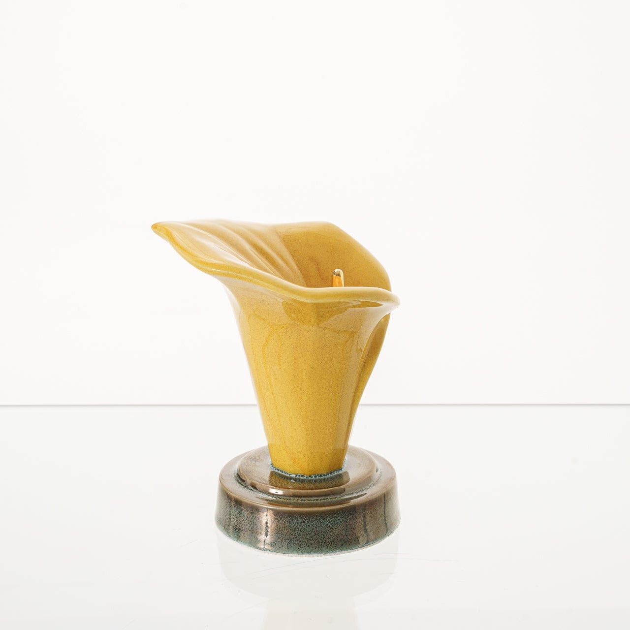 Calla Lily Keepsake Urn - Amber Yellow | Ceramic - Pulvis Art Urns