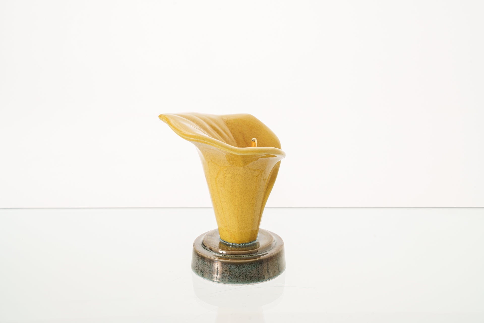 Calla Lily Keepsake Urn - Amber Yellow | Ceramic - Pulvis Art Urns
