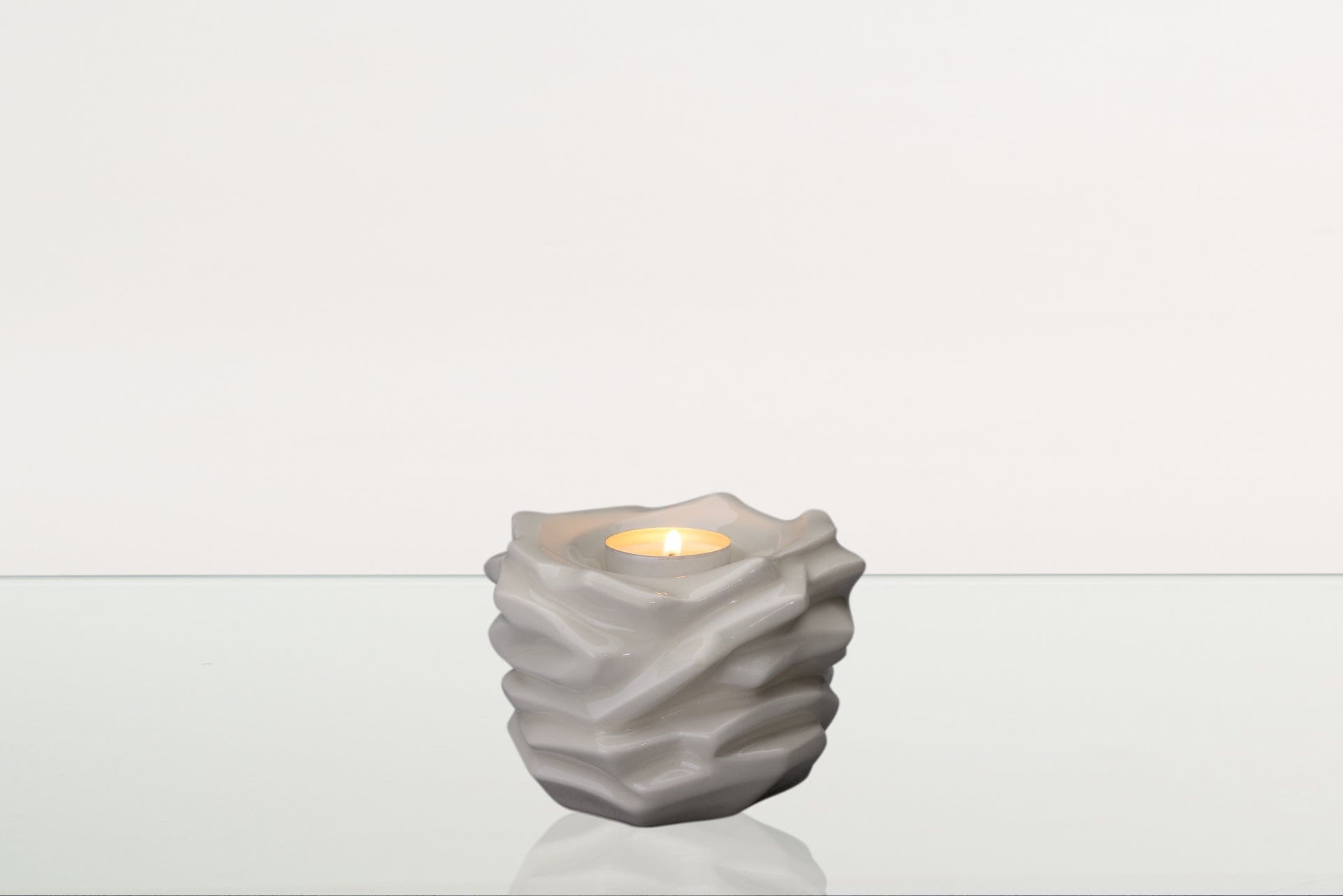 Candleholder Keepsake Urn For Ashes | Off-white | Ceramic Keepsake - Pulvis Art Urns