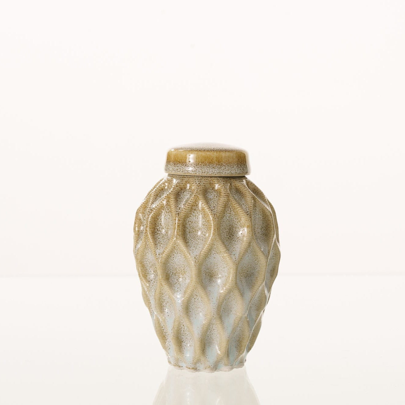 Cremation Urn "Echo" - 3D Printed Ceramic Urn | Light Sand Melange | Keepsake - Pulvis Art Urns