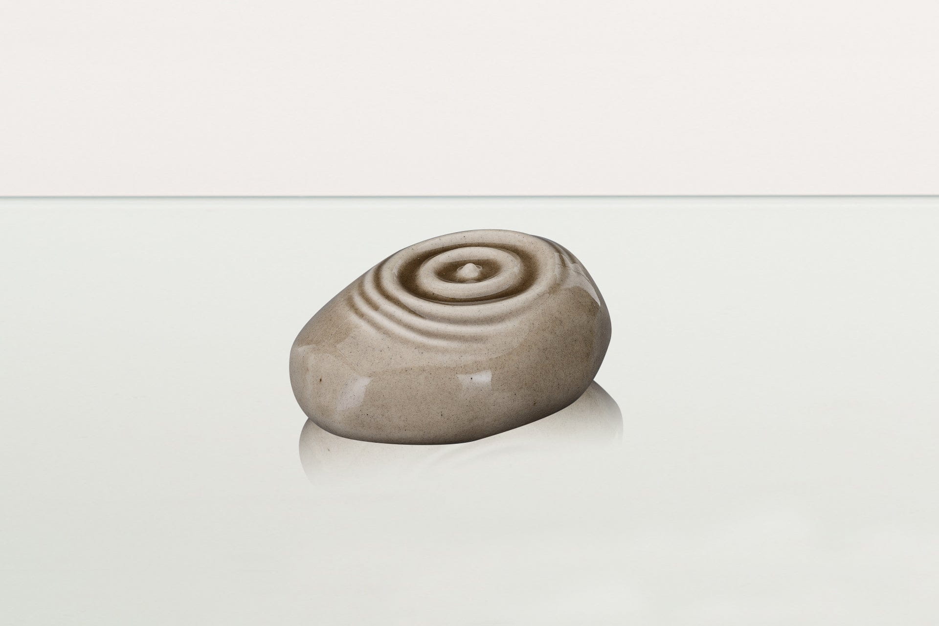 Handmade Cremation Keepsake Urn "Resonance" - Small Urn | Beige Grey | Ceramic - Pulvis Art Urns