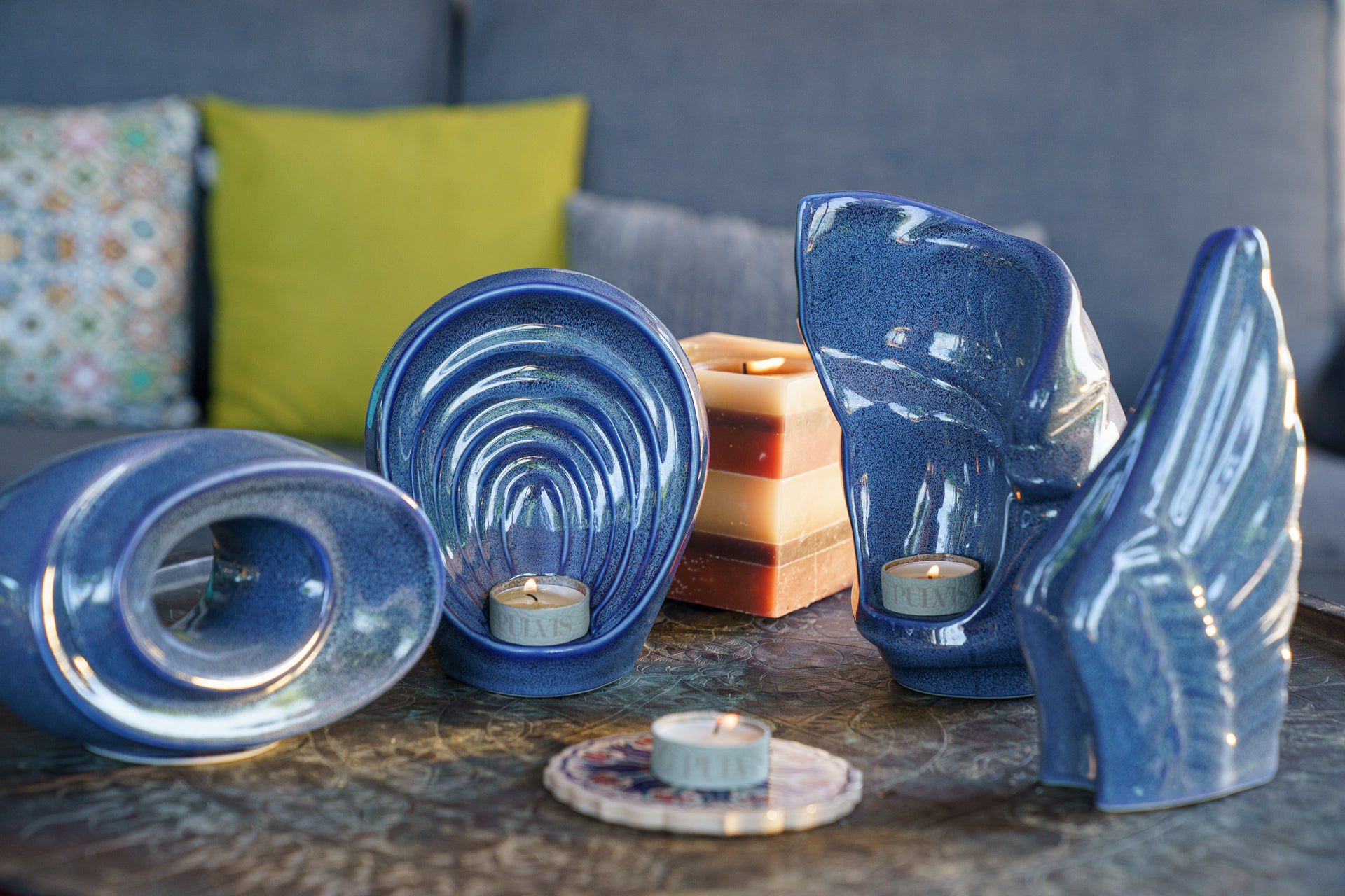 Handmade Cremation Keepsake Urn "The Passage" - Small Urn | Blue Craquelure - Pulvis Art Urns