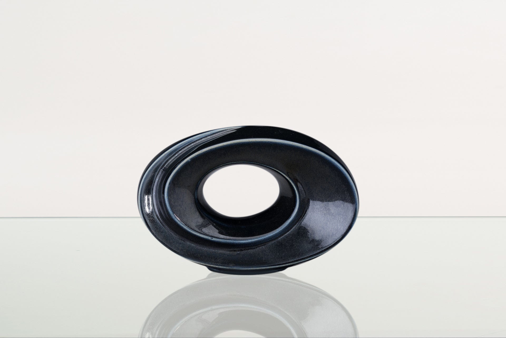 Handmade Cremation Keepsake Urn "The Passage" - Small Urn | Black Gloss Melange | Ceramic - Pulvis Art Urns