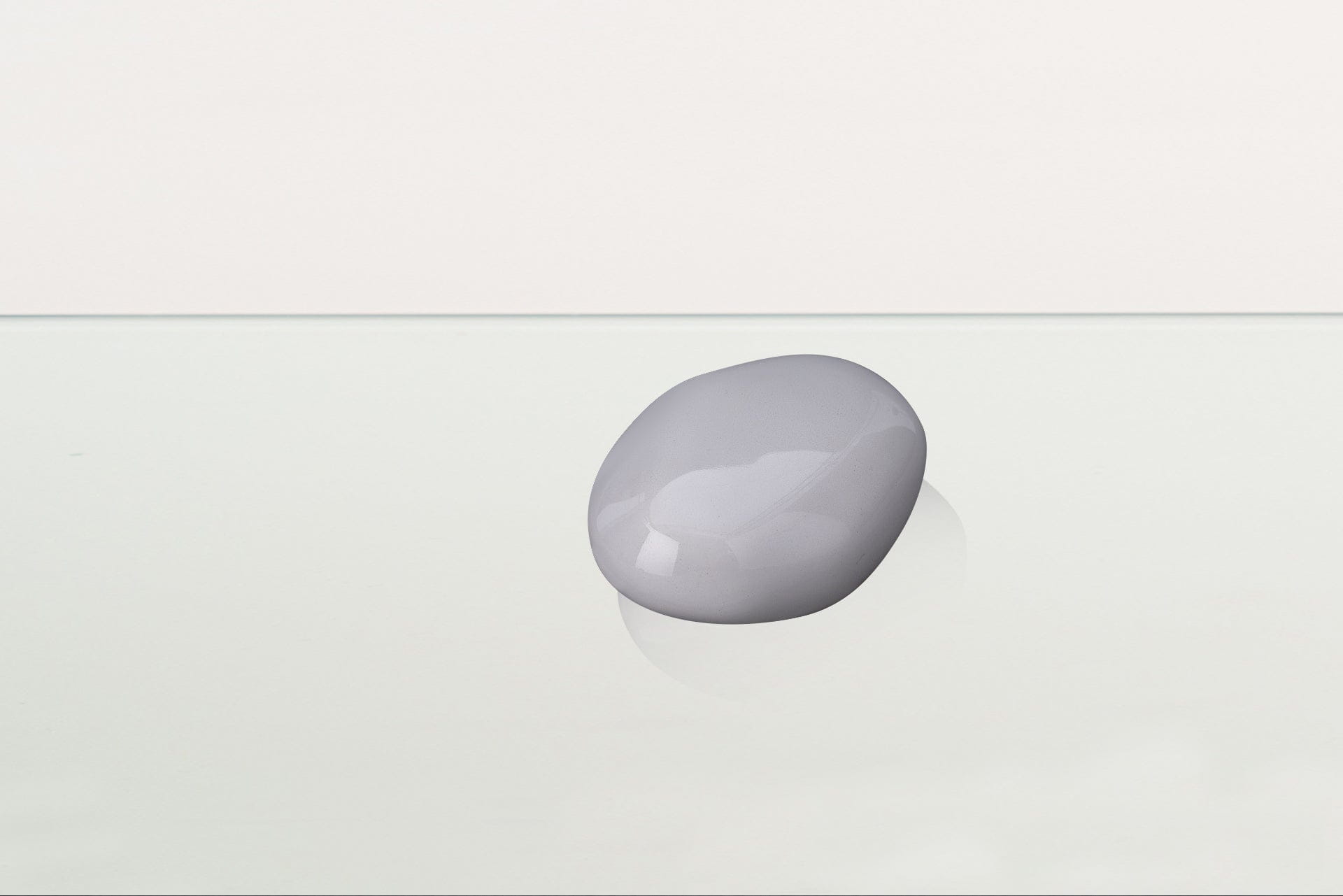 Handmade Mini Keepsake Urn "Palm Stone" - White | Mini Ceramic Urn - Pulvis Art Urns