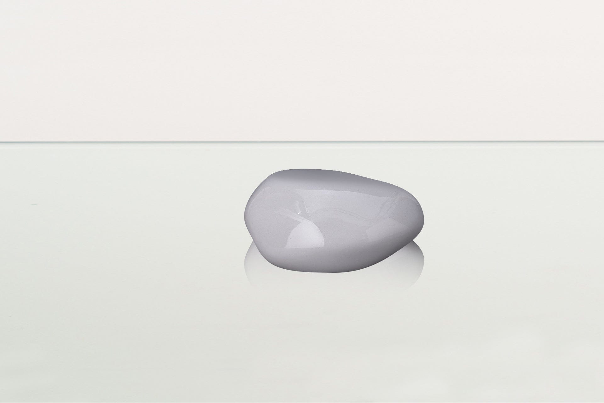 Handmade Mini Keepsake Urn "Palm Stone" - White | Mini Ceramic Urn - Pulvis Art Urns