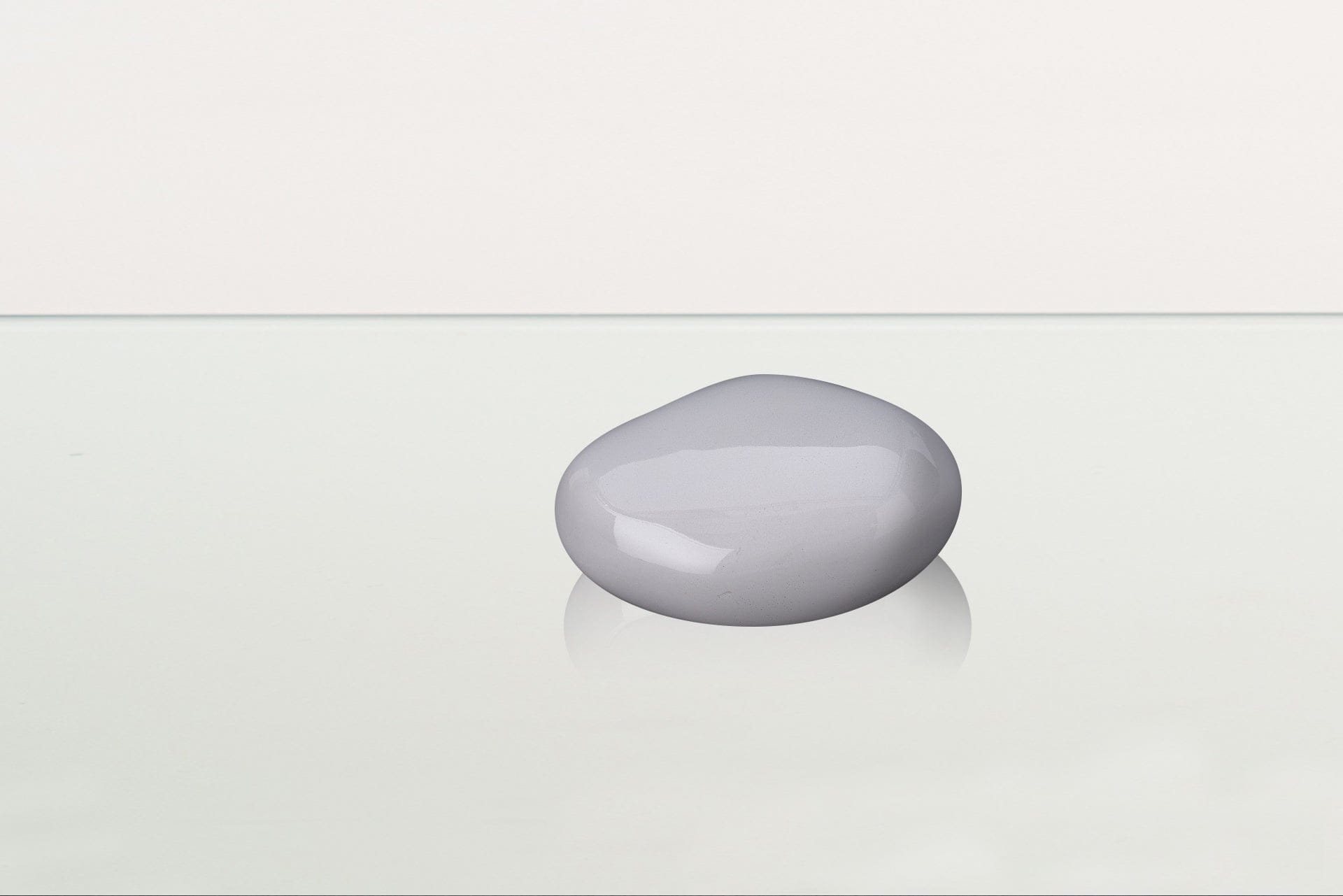 Handmade Mini Keepsake Urn "Palm Stone" - White | Mini Ceramic Urn - Pulvis Art Urns