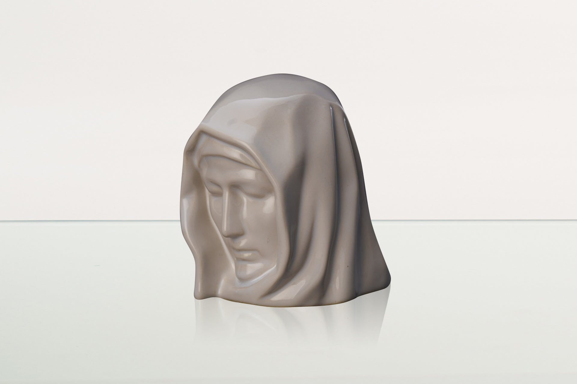 Handmade Mini Keepsake Urn "The Holy Mother" - White Mini Urn | Ceramic - Pulvis Art Urns