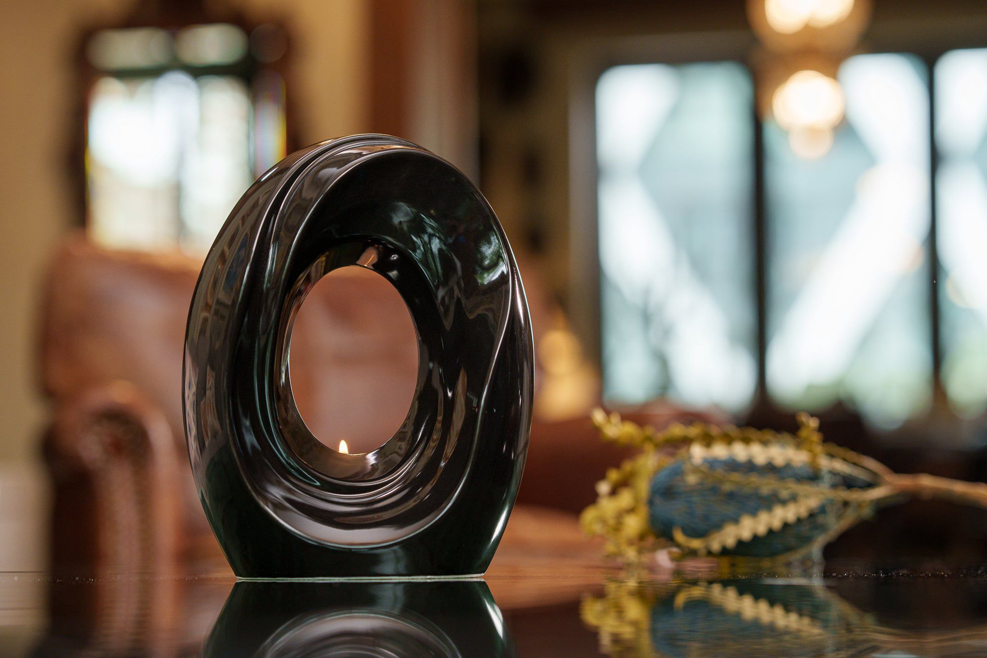 Artisan Cremation Urn for Ashes "The Passage" - Medium Urn | Lamp Black | Ceramic - Pulvis Art Urns