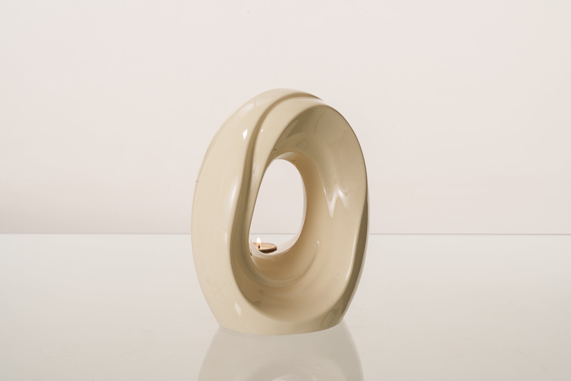 Artisan Cremation Urn for Ashes "The Passage" - Medium Urn | Off-White | Ceramic - Pulvis Art Urns